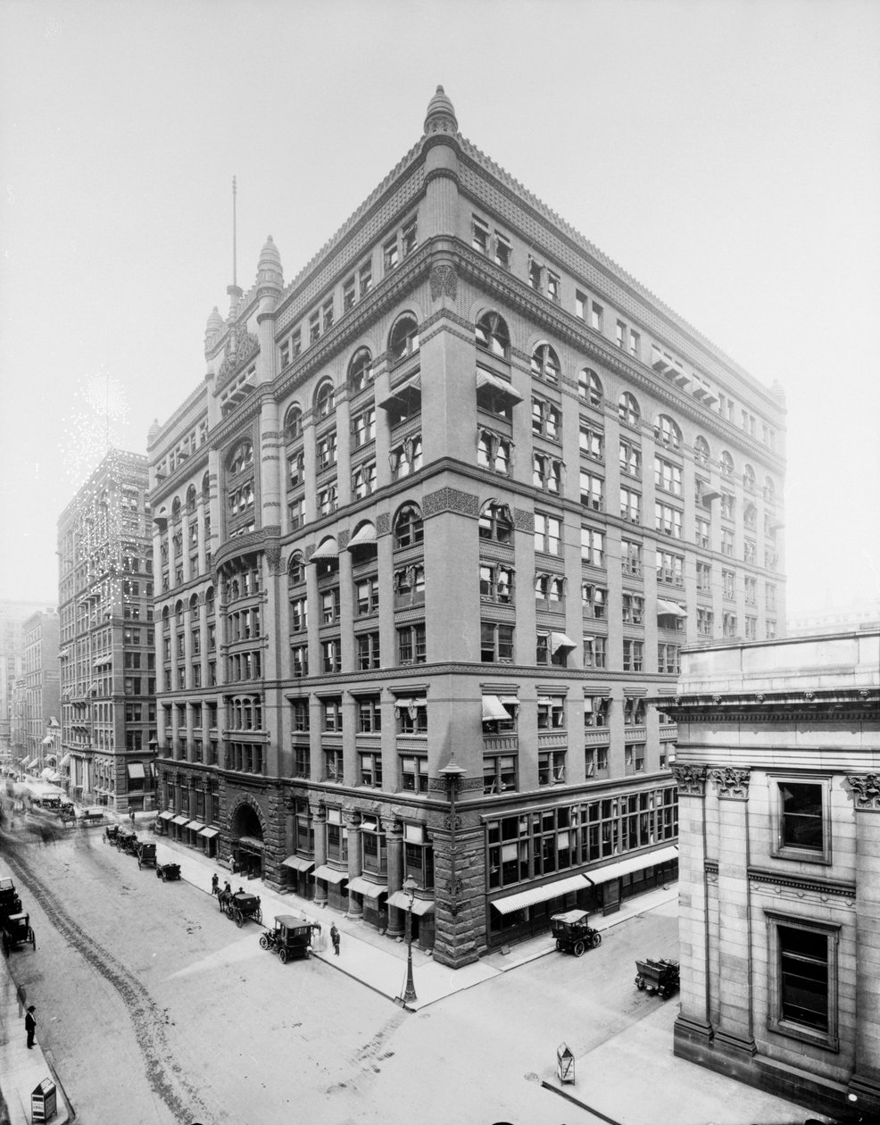 Edifício Rookery, Chicago, Illinois, EUA, c.1905 (foto a p/b) de Barnes and Crosby