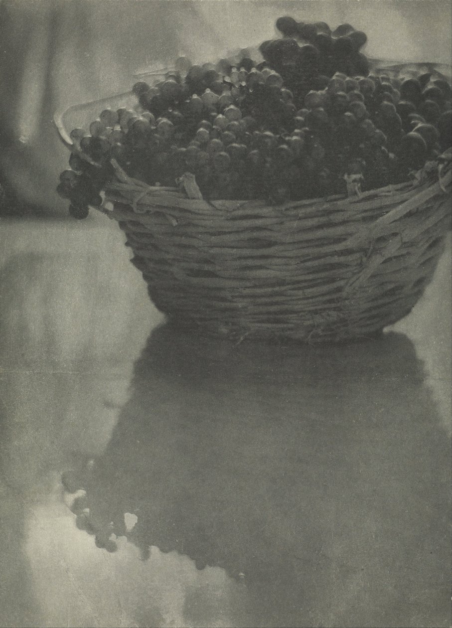 Ainda vida com uvas de Baron Adolf De Meyer
