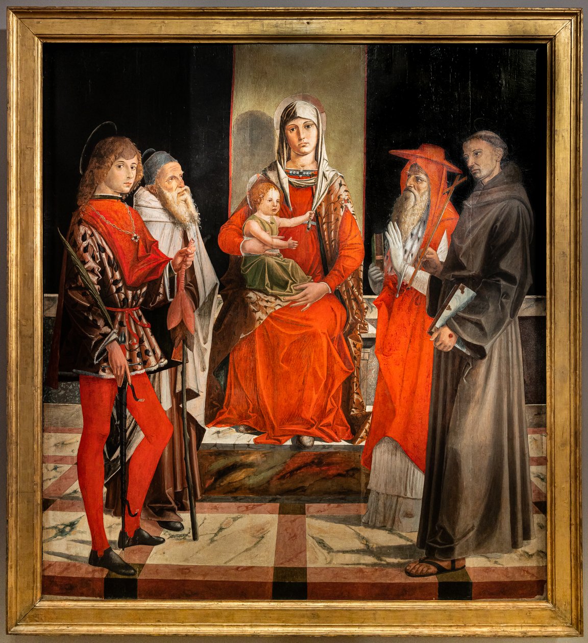 Entronizada Madona com o menino Jesus entre os santos Ansano, Antônio o Grande, Jerônimo e Francisco de Bartolomeo Montagna