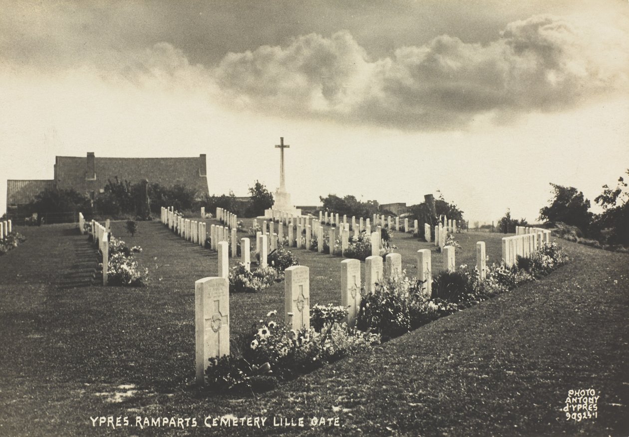 Cemitério de muralhas (Lille Gate), Ypres de Belgian Photographer