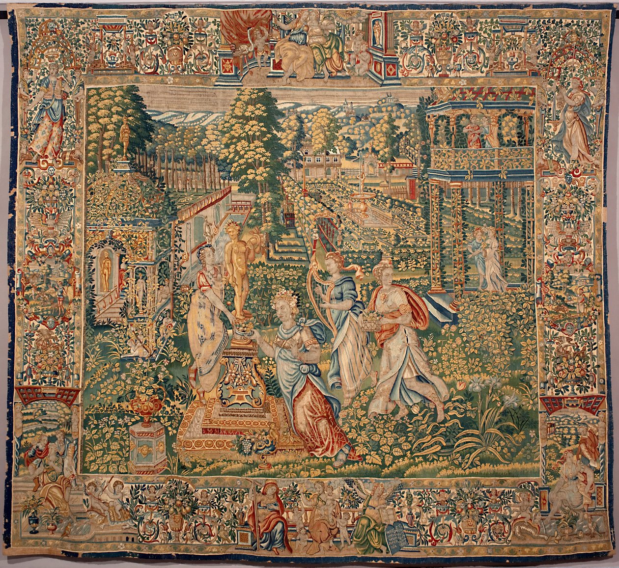Os presentes de Pomone (Pomona) ninfa dos frutos Tapeçaria dos fabricantes de Bruxelas. Genes do século XVI, Musei di Strada Nuova de Belgian School