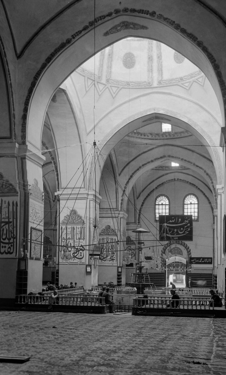 Interior da Grande Mesquita de Camlica, Istambul de Bernard F. Rogers