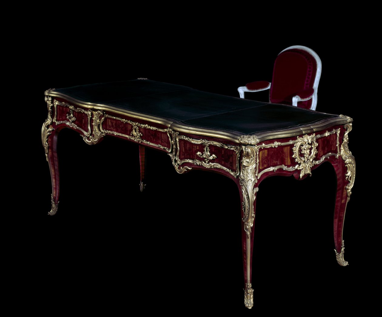 Móveis Luís XV: Escritório do Dauphin plano sobre o preto marroquino, decorado com bronzes dourados com ouro moído, base de madeira embutida de Aramante feita pelo BVRB (Bernard II Van Risen Burgh (após 1696-1766)), Bibliotheque du Dauphin de Bernard II van Riesen Burgh