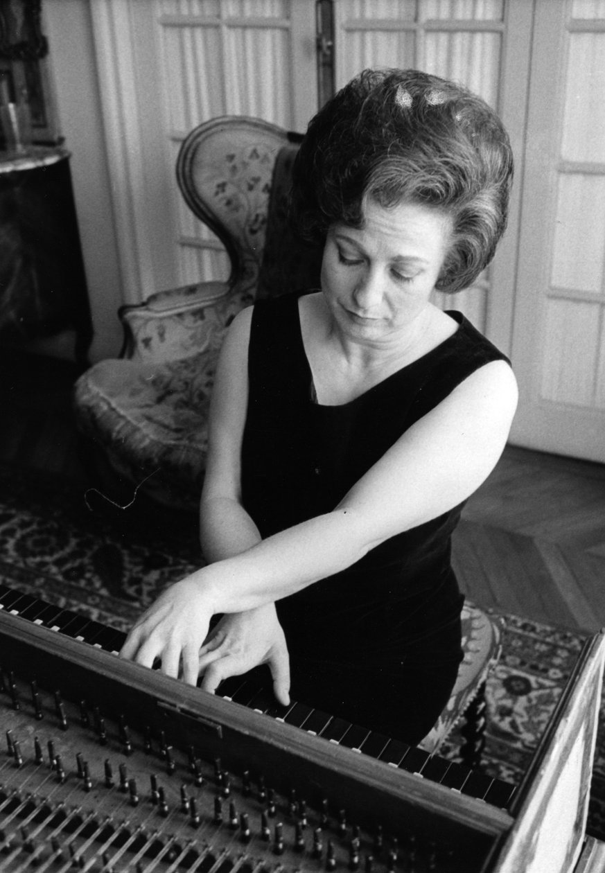 Huguette DREYFUS de Bernard Perrine