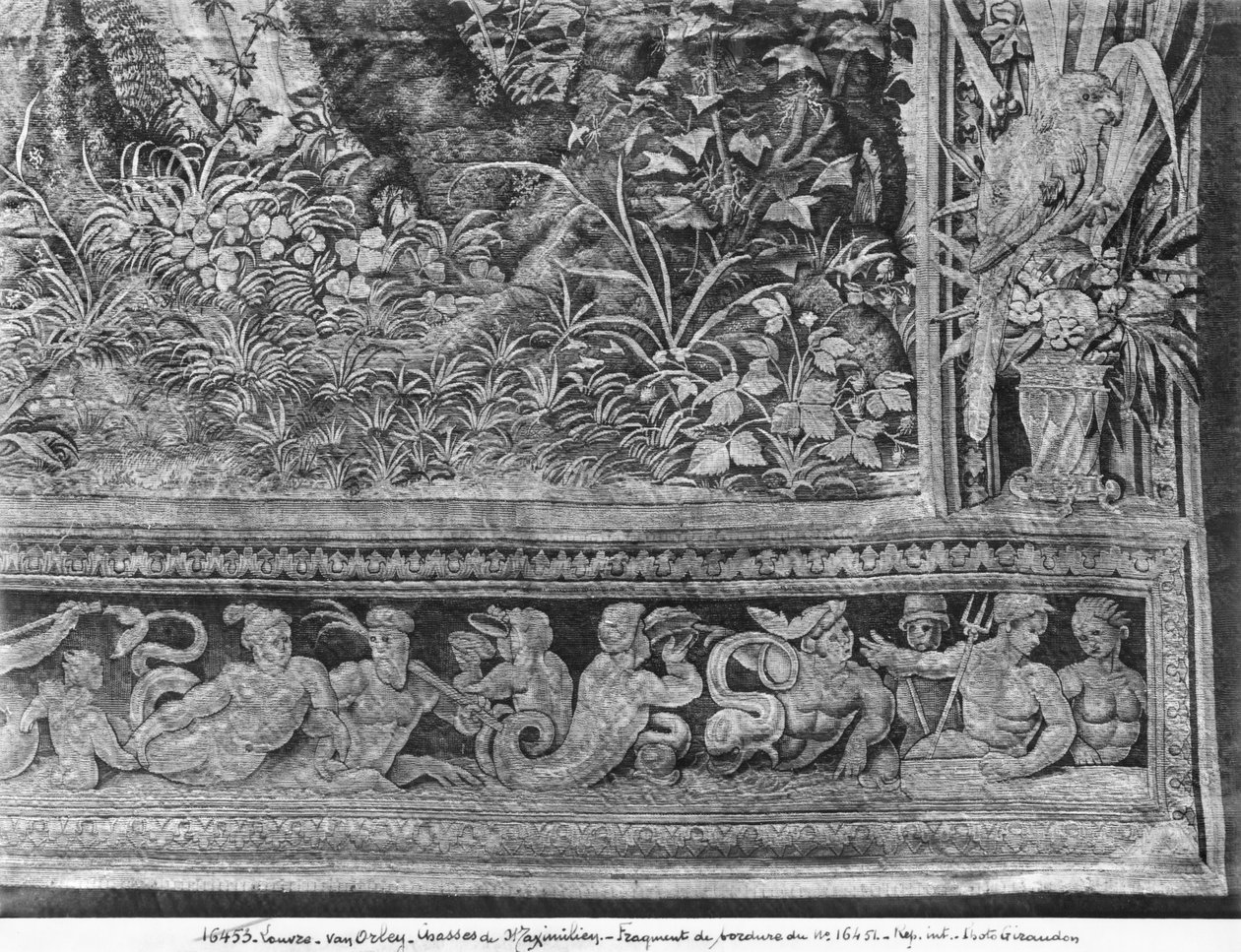 As Caçadas de Maximiliano, Gêmeos, A Caçada ao Cervo, a Assembléia, Detalhe da Fábrica dos Gobelins da fronteira veja também 70347 tapeçaria bw photo de Bernard van Orley