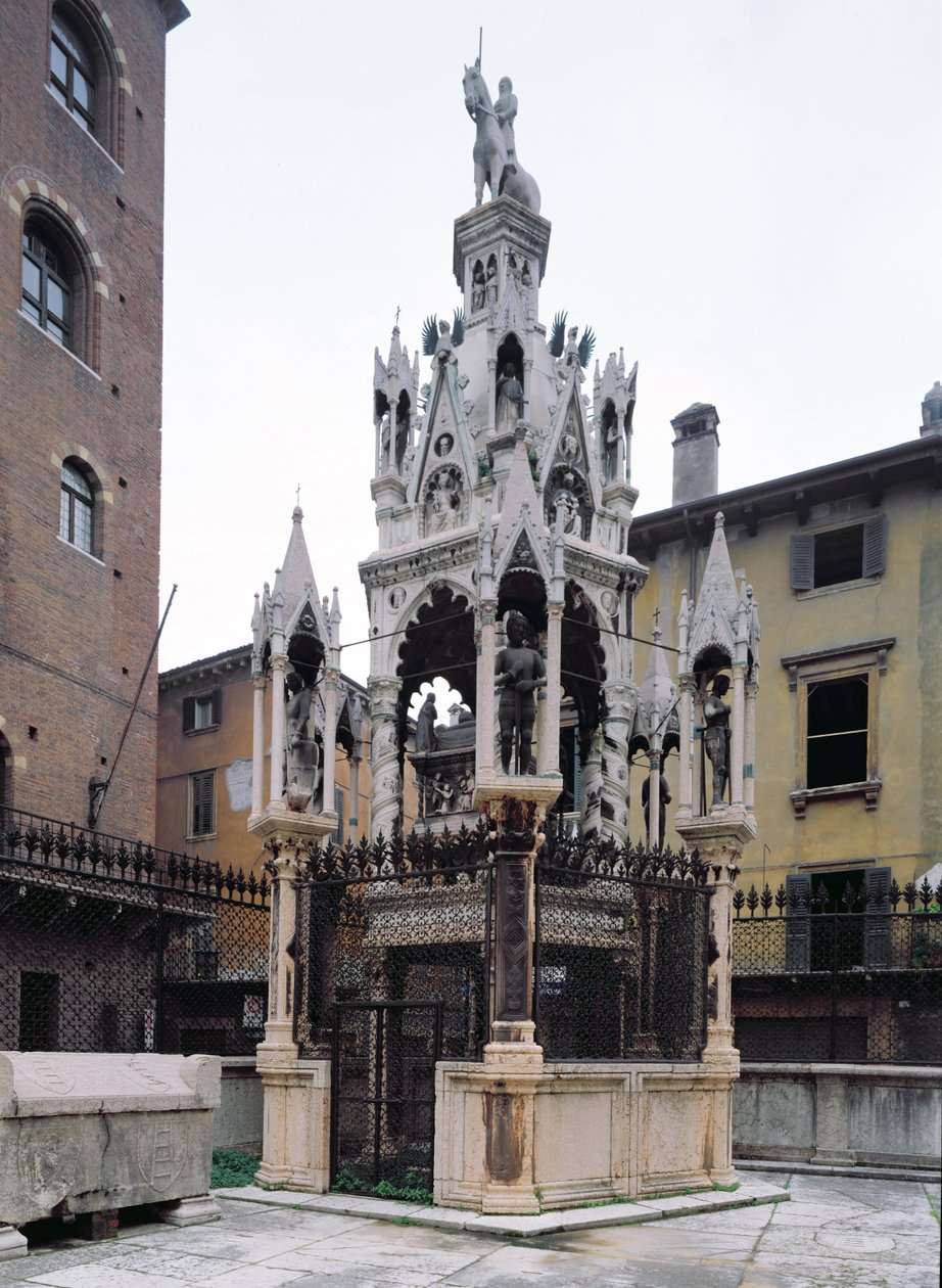 Monumento funerário de Cansignorio Della Scala (1340-75) de Bonino da Campione