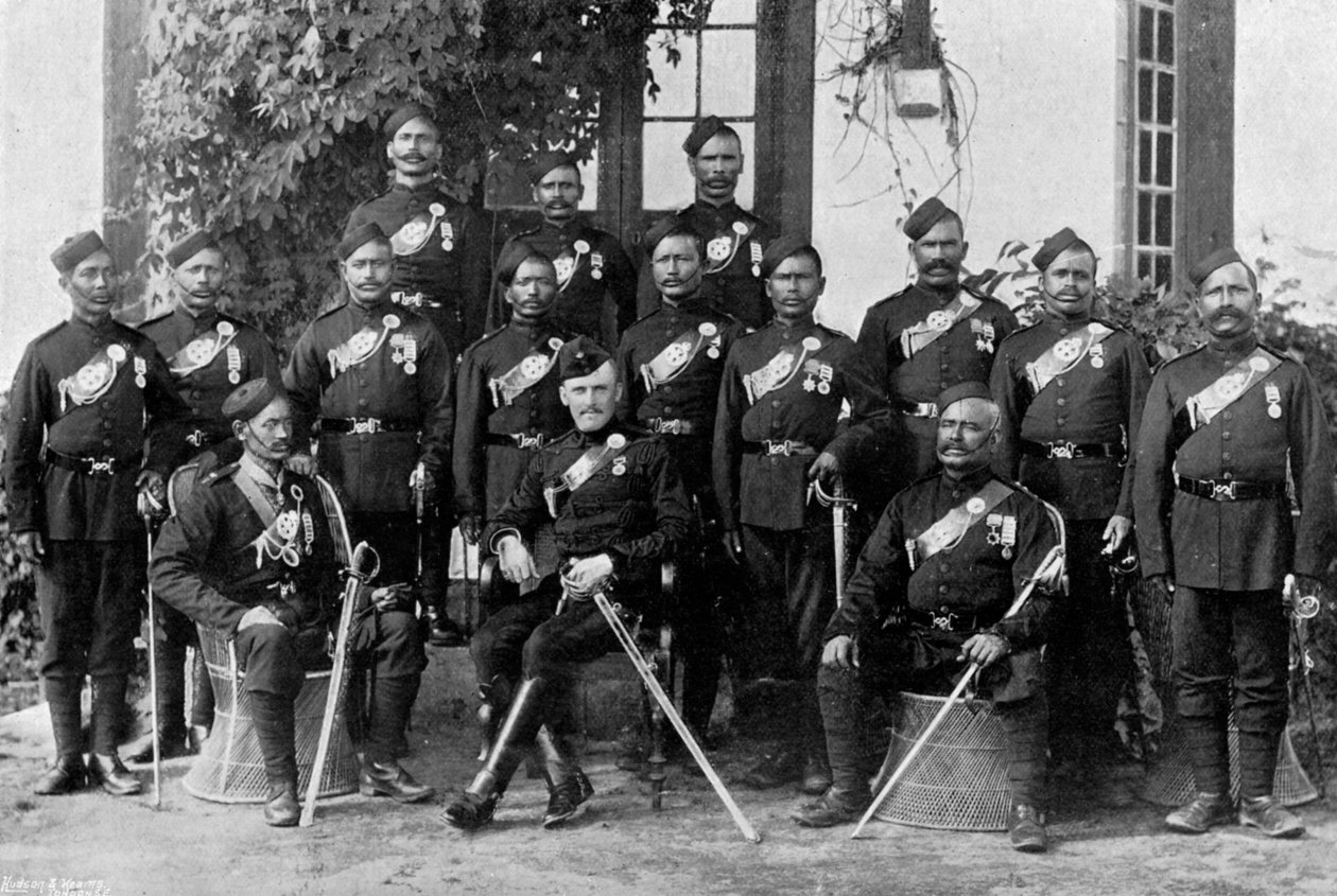 Oficiais nativos do 44º Gurkhas, exército indiano, 1896 de Bourne and Shepherd