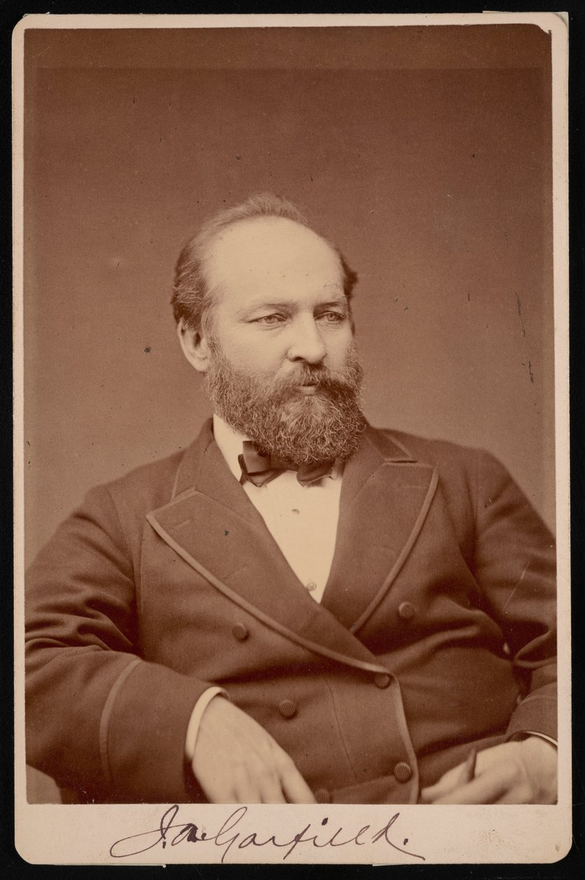 Retrato de James Abram Garfield 1831-1881, antes de 1876. de Brady