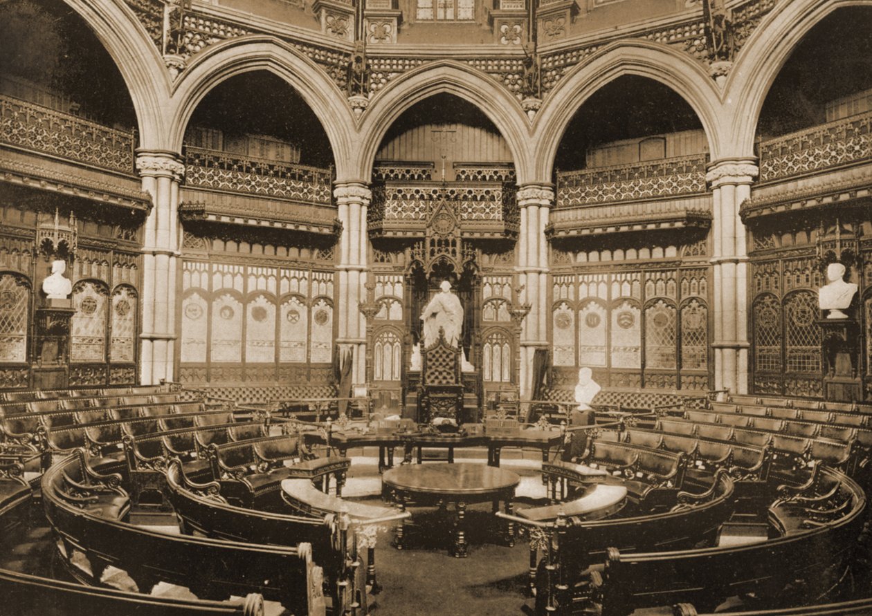 Sala do Conselho Comum na London Guildhall, 1890 de British Photographer