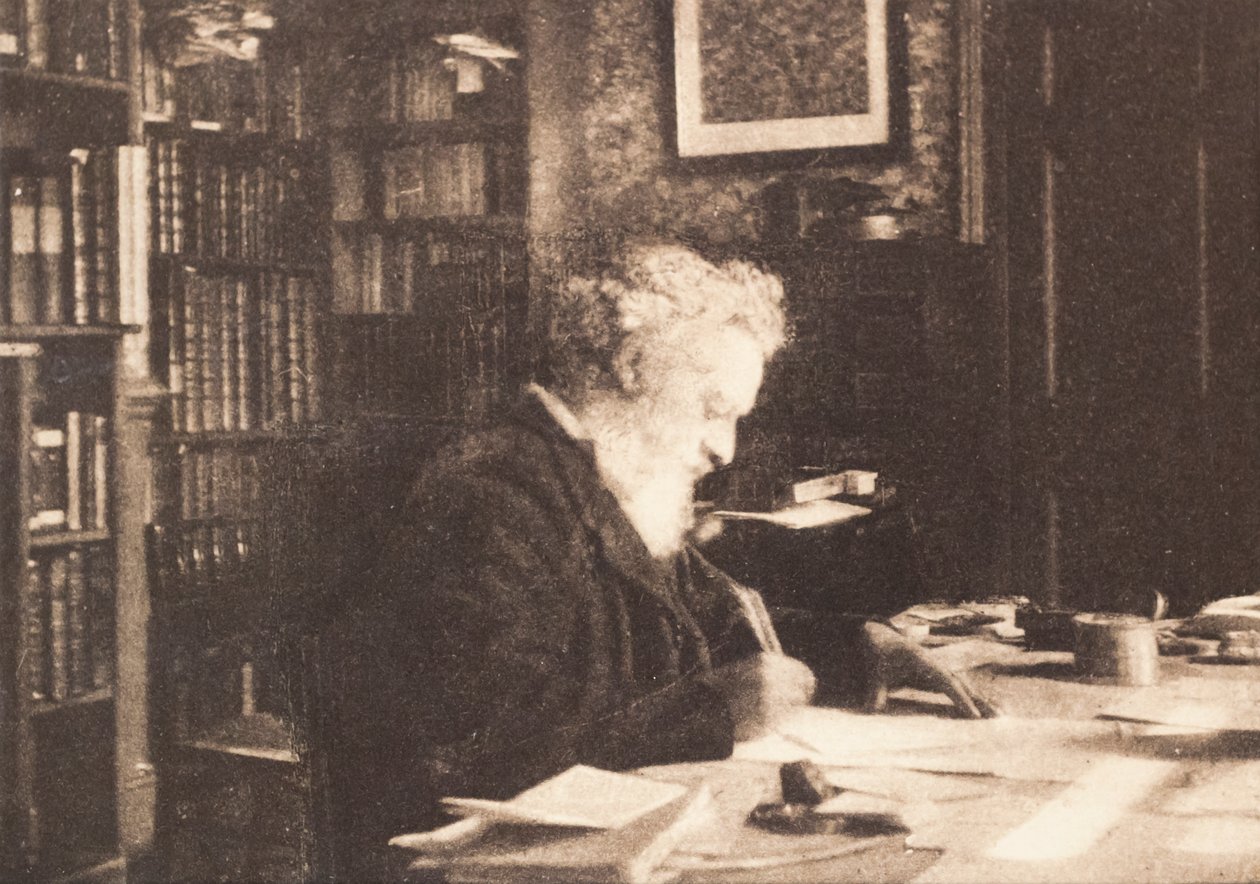 William Morris na sua biblioteca na Kelmscott House, Hammersmith de British Photographer