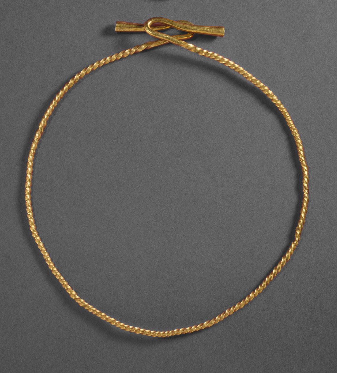 Colar de Fresn-la-Mere, França, ouro da Idade do Bronze de Bronze Age