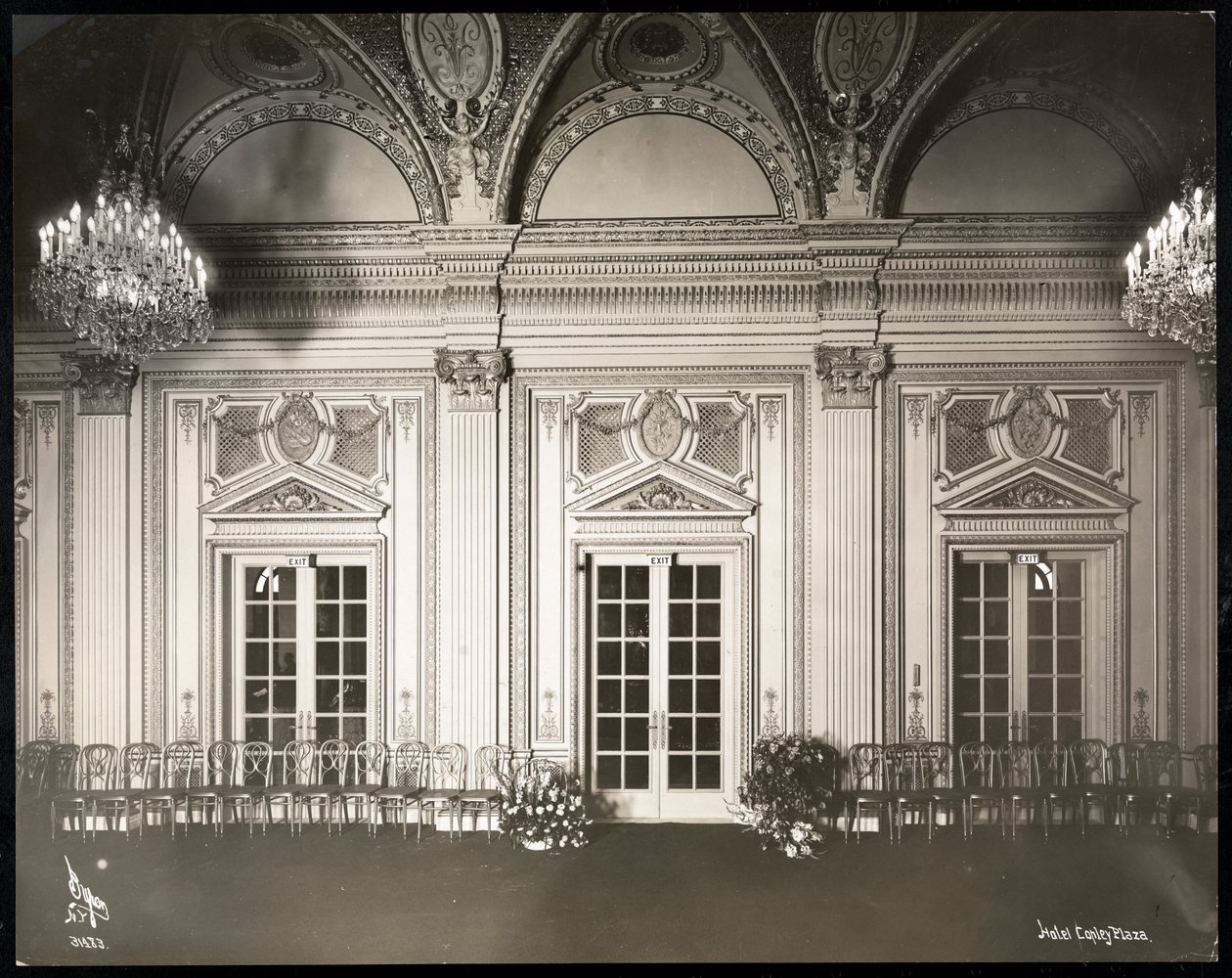Salão de festas no hotel Coplay Plaza, Boston, 1912 ou 1913 (impressão em gelatina de prata) de Byron Company