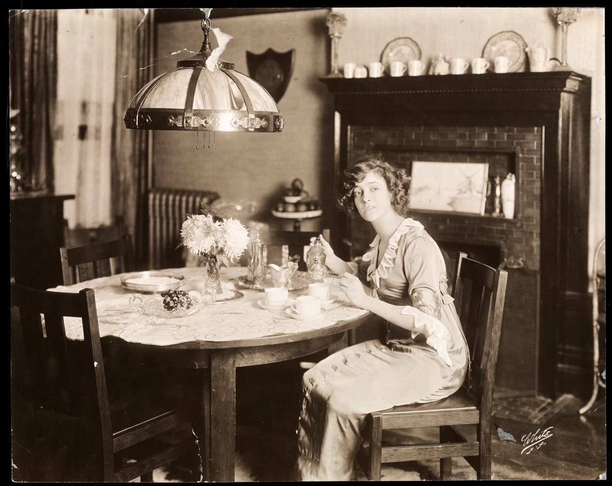 Elsie Janis, 1900-20 (impressão de gelatina de prata) de Byron Company