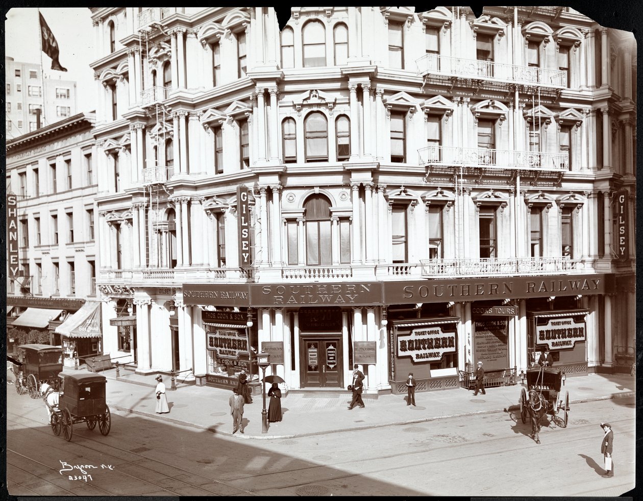 Gilsey House, Broadway e 29th Street, Nova York, 1906 (impressão em gelatina de prata) de Byron Company