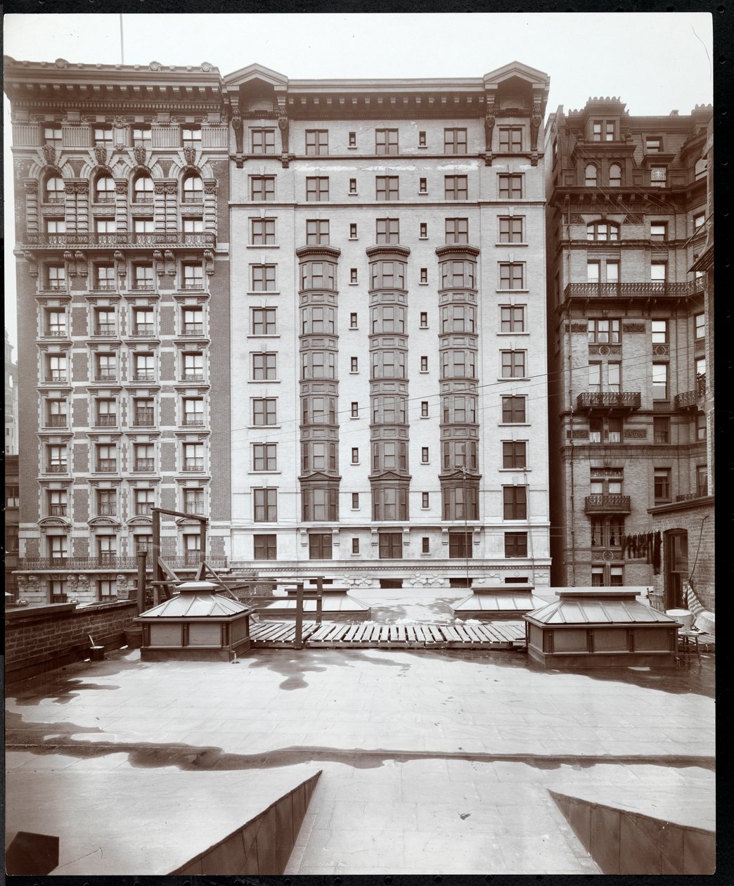 O Hotel Prince George, 14 East 28th Street, Nova York, c.1905 (impressão prata gealtin) de Byron Company