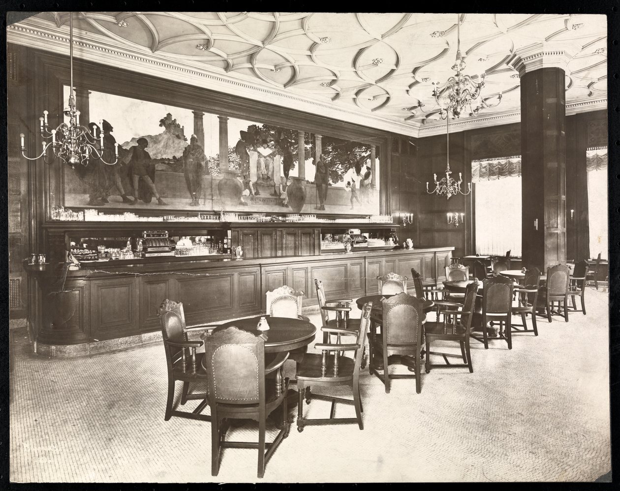 O Old King Cole Bar no Hotel Knickerbocker, 1906 (impressão em gelatina prateada) de Byron Company
