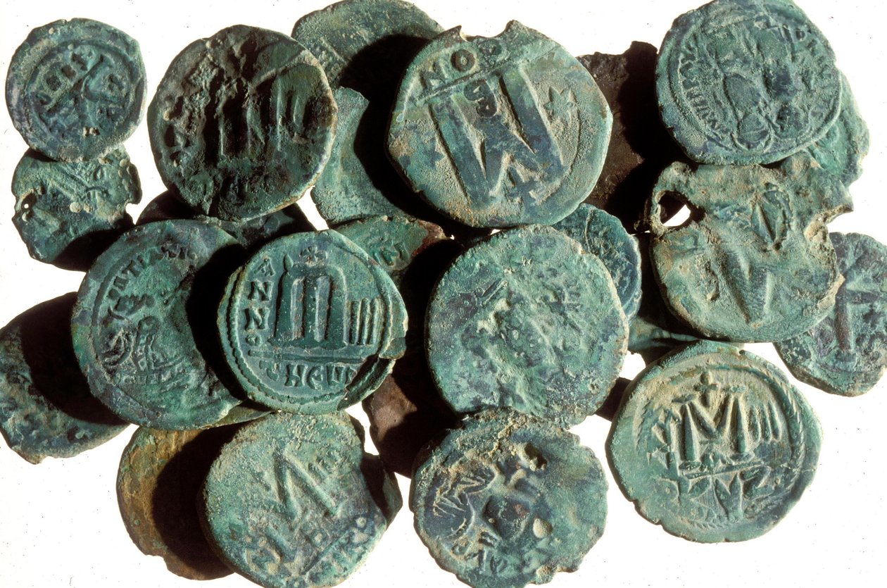 Moedas, encontradas nas escavações de Tiberíades (metal) de Byzantine