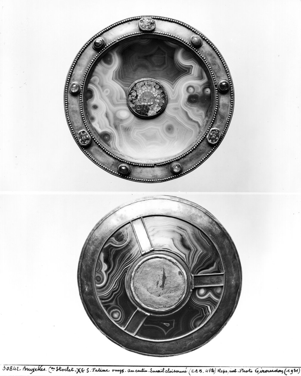 Paten com um medalhão representando a Última Ceia, do 9º ao 10º século (ônix e esmalte) de Byzantine
