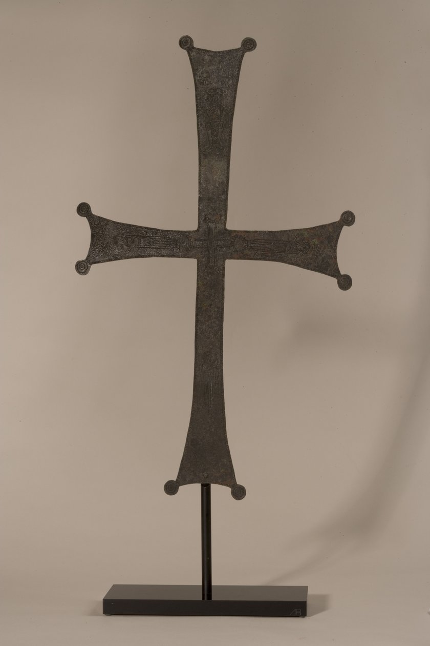 Cruz processional com inscrição incisa, do século 10 a 12 dC (bronze) (ver também 247951) de Byzantine