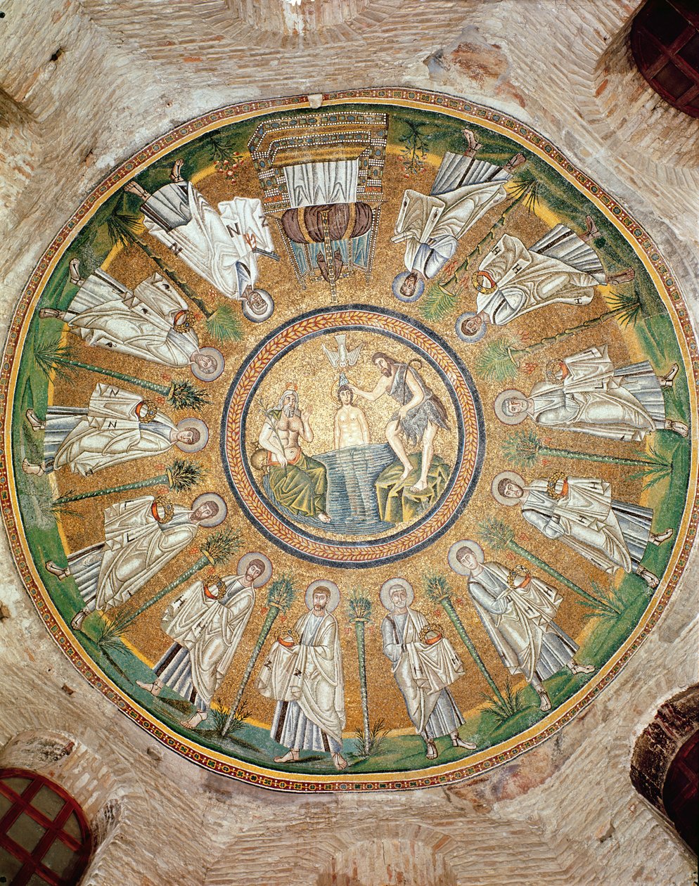 Batismo de Cristo rodeado pelos doze apóstolos portando coroas (mosaico) de Byzantine School