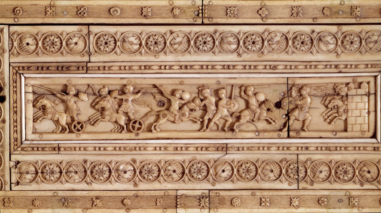 Arte do Império Bizantino: Cena de Combate. Meias em relevo de marfim. Parte superior de uma caixa (século X). Musee Cluny, Paris. de Byzantine