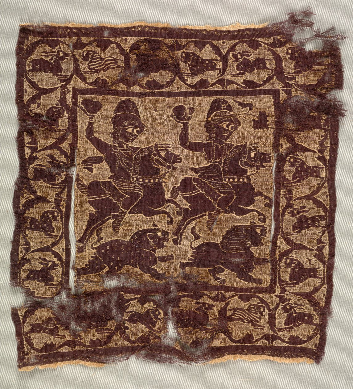 Quadrado ornamental de uma túnica de Byzantine PeriodEgyptian