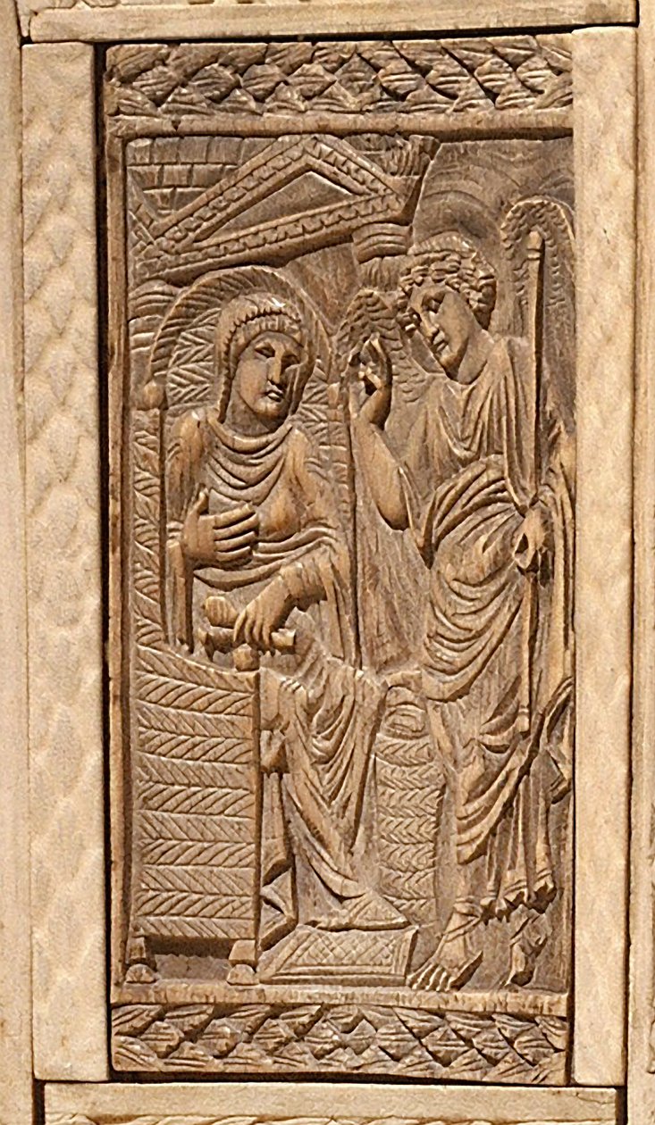 Detalhe da Anunciação, da cadeira do Bispo Maximian (madeira incrustada e marfim) de Byzantine School