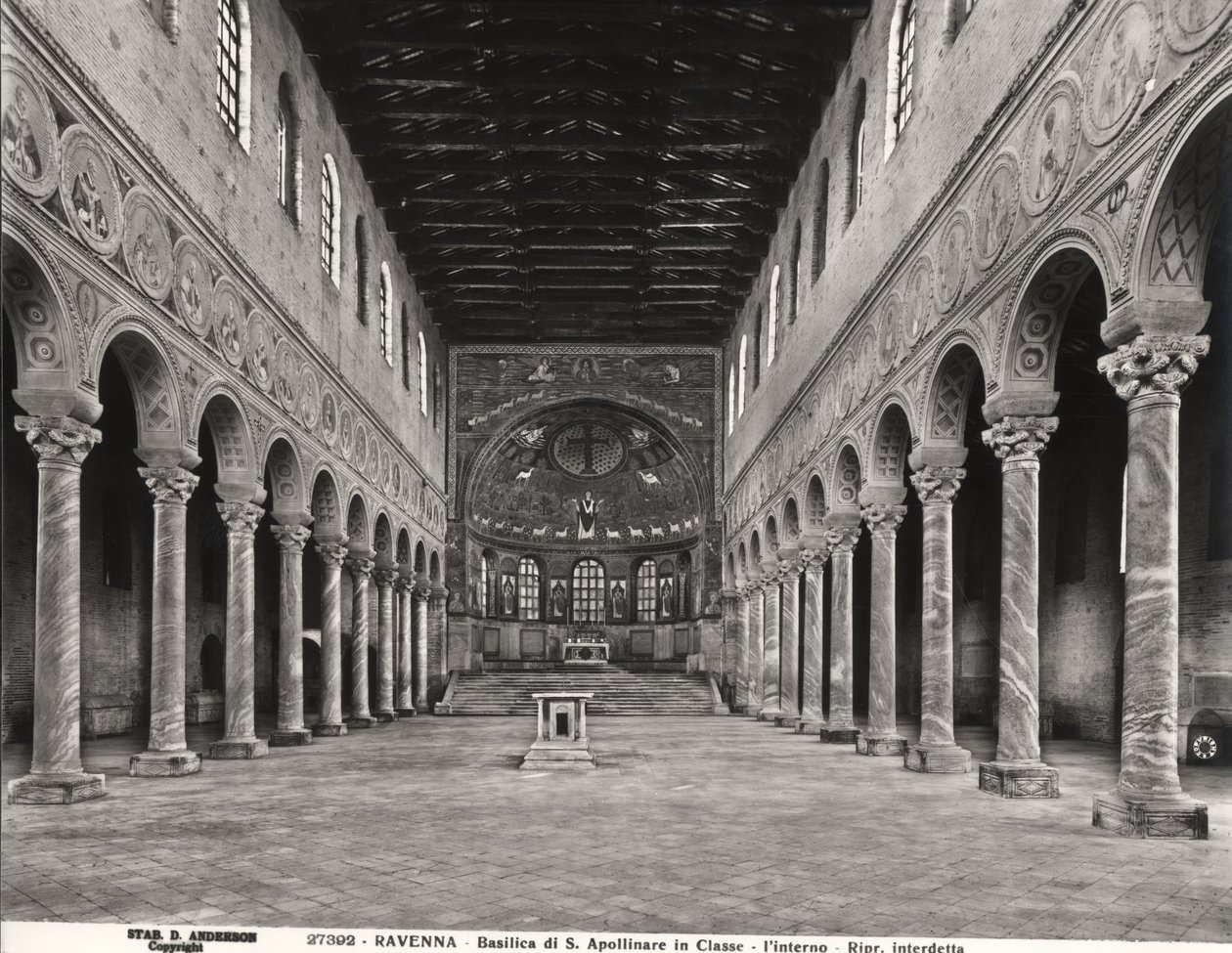Vista interior, de, a, nave, e, abside de Byzantine School