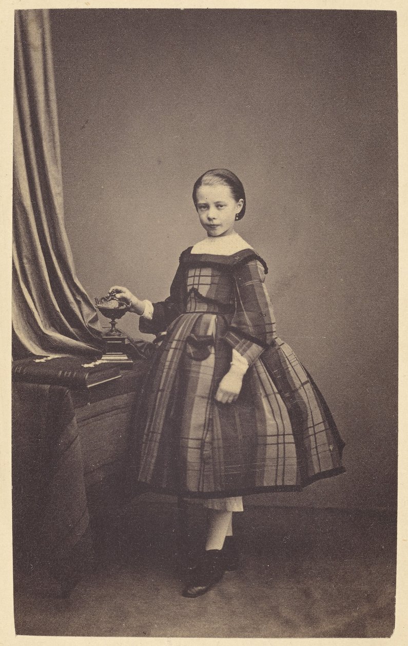 [Retrato de uma jovem rapariga]. de C. Robert