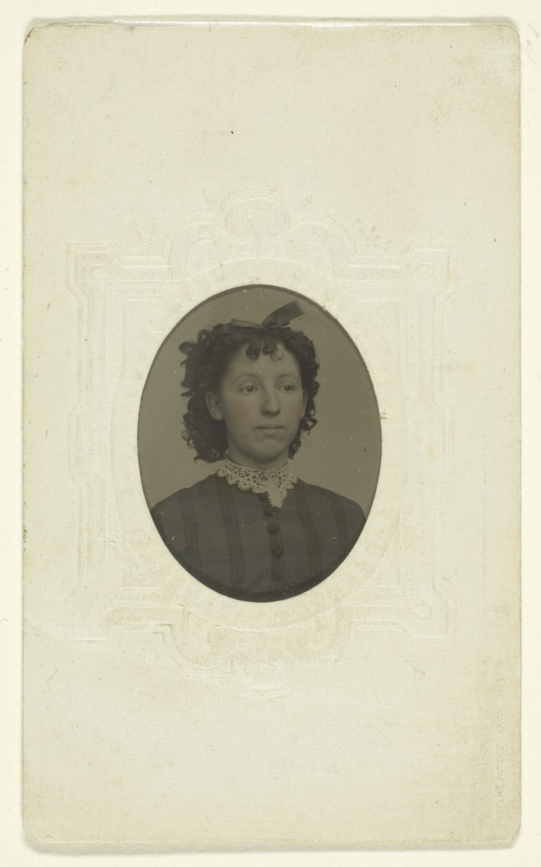Retrato de Viola Mead de C. W. Mitchell