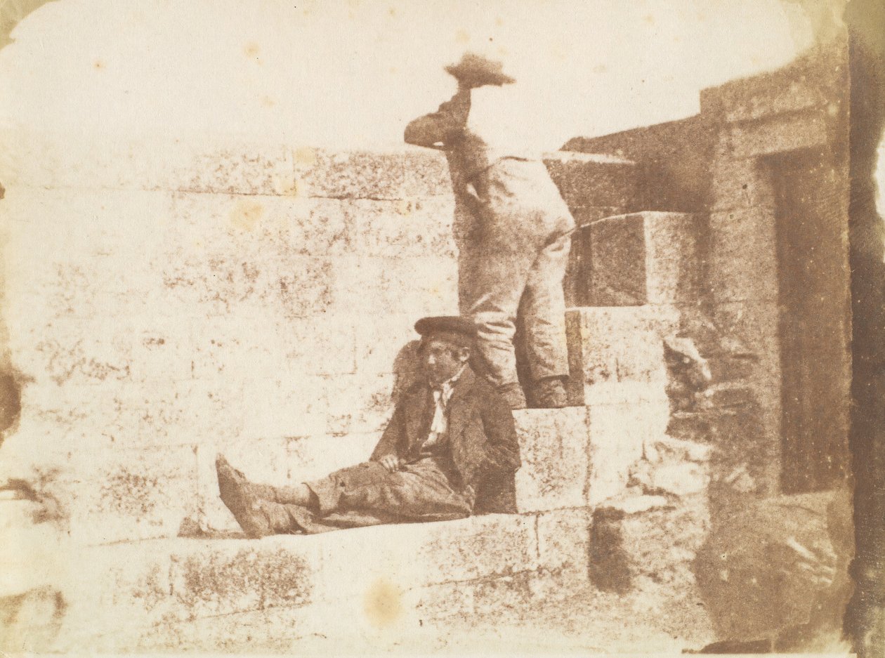 Dois jovens descansando em um píer, final da década de 1840. de Calvert Jones