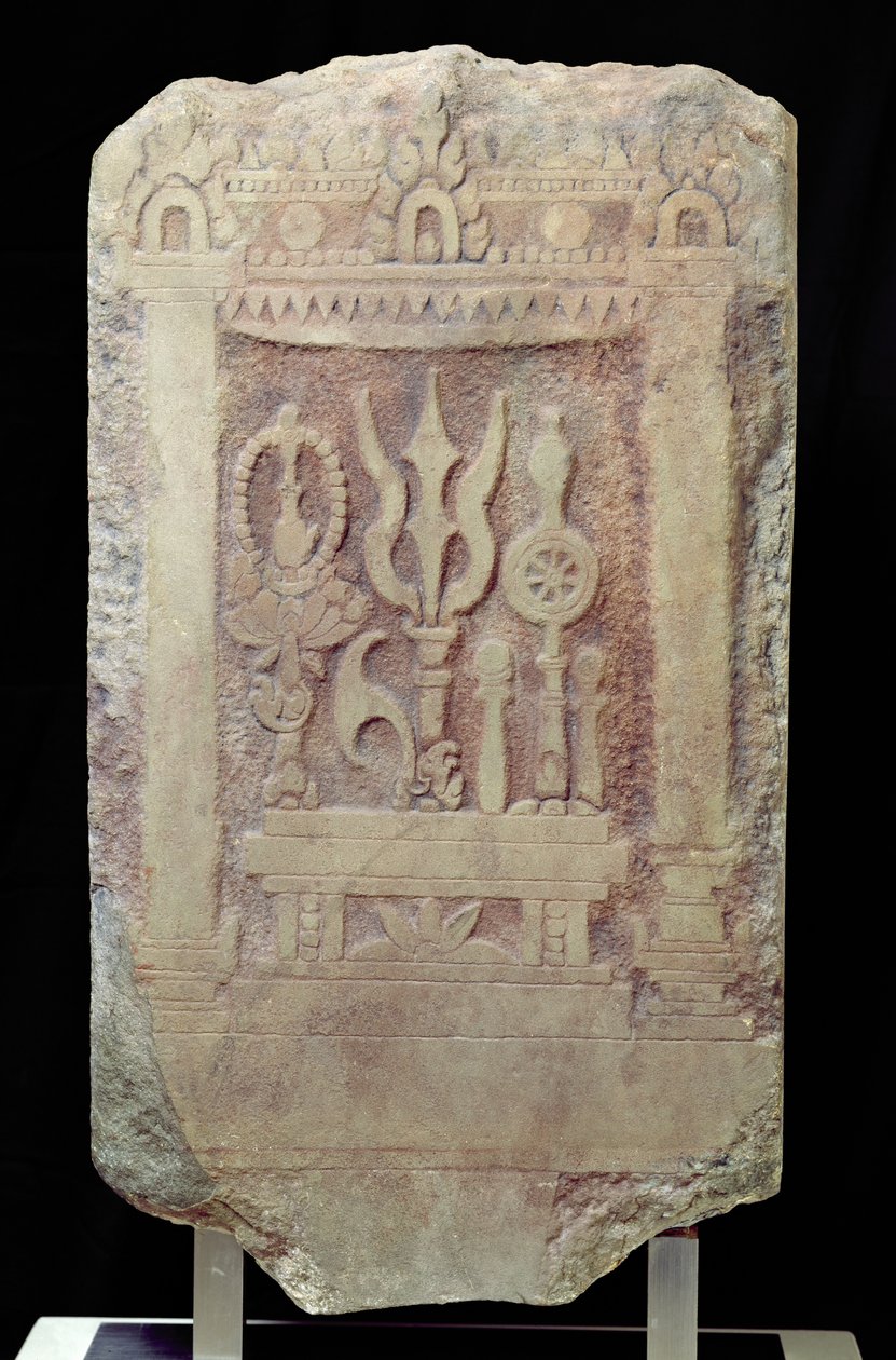 Estela do Brahman que descreve o Trimurti, ò - 7o século (arenito) de Cambodian School