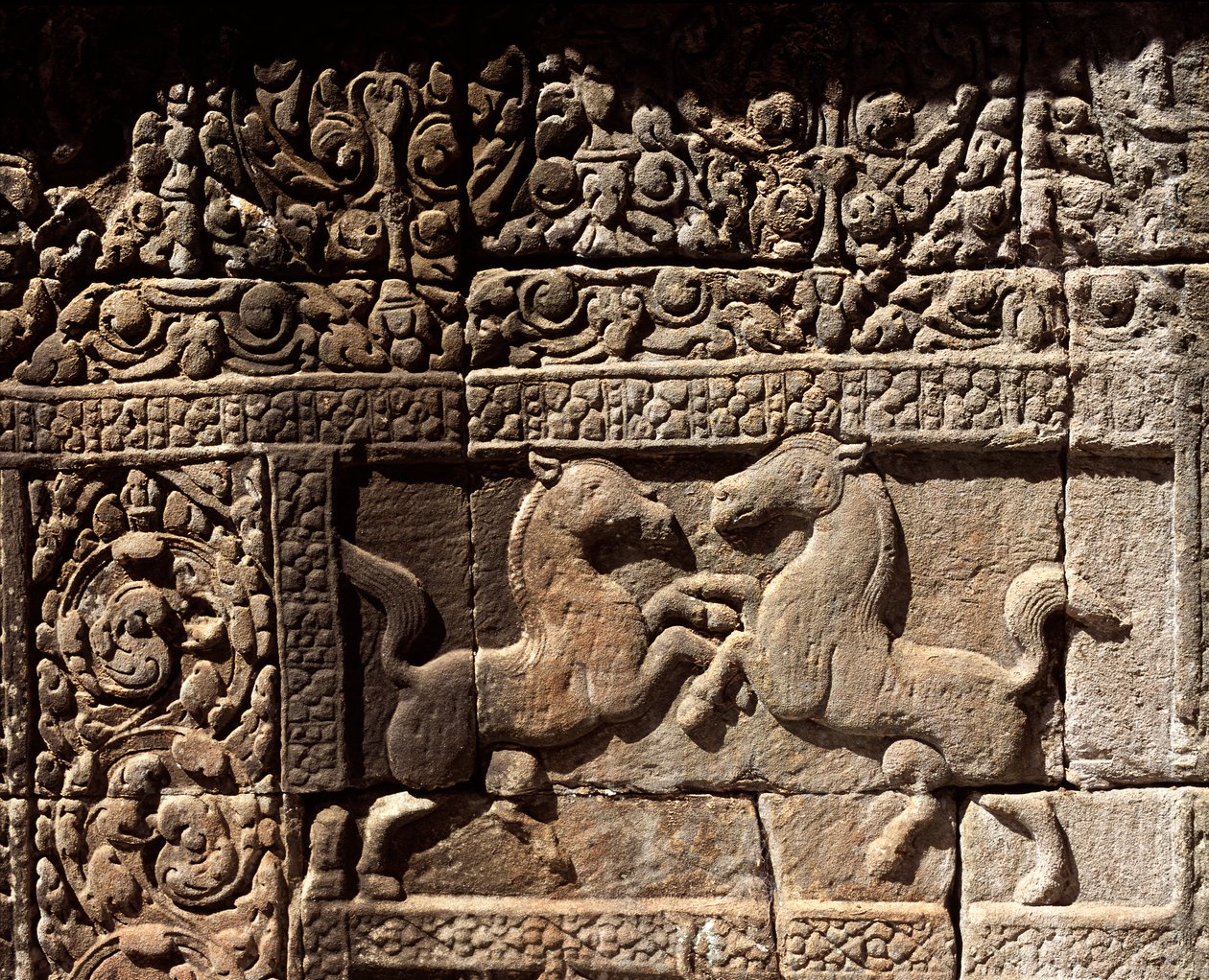 Escultura em pedra de Cambodian School