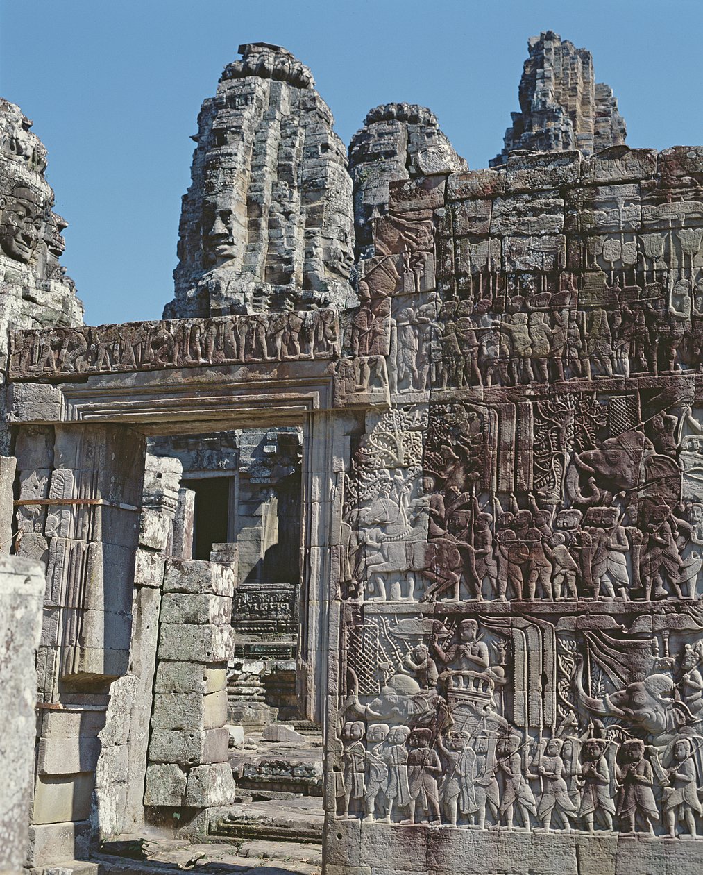 Vista, de, um, parede, de, a, templo, de, bayon, com, esculpido, relevos de Cambodian School