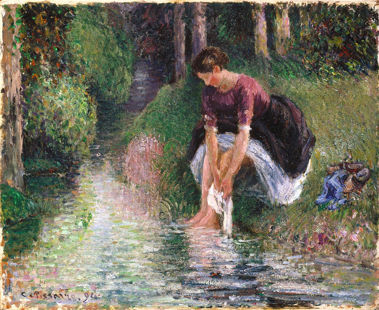 Mulher lavando os seus pés num riacho (óleo sobre tela) de Camille Pissarro