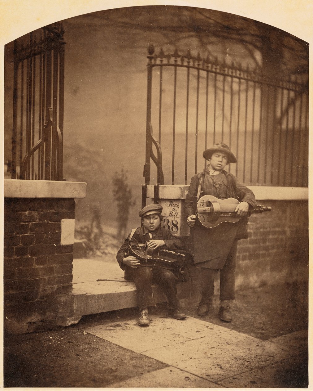 Músicos de rua de Camille Silvy