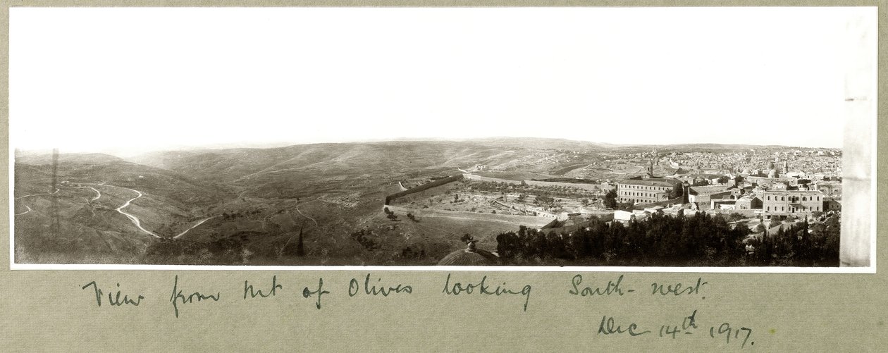 Vista do Monte das Oliveiras, olhando para o sudoeste, 14 de dezembro de 1917 de Capt. Arthur Rhodes