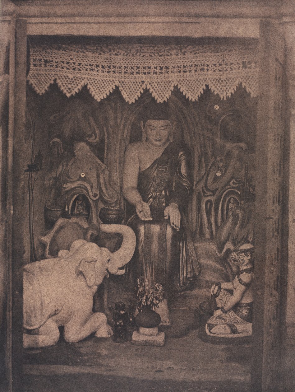 Amerapoora. Santuário de Gautama de Captain Linnaeus Tripe