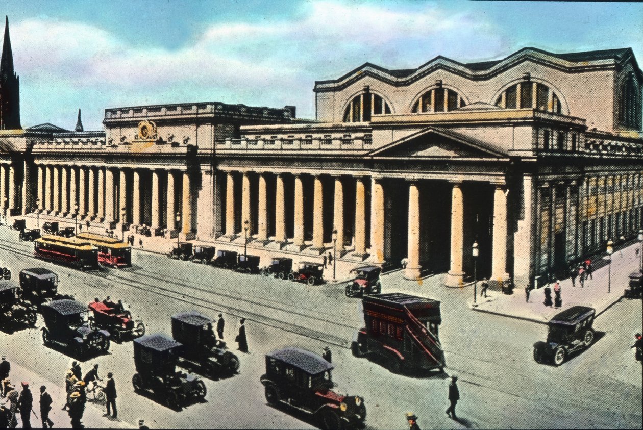 Estados Unidos da América, Nova Iorque, Midtown Manhattan, Pennsylvania Station ou Penn Station, inaugurada em 1910. Data da imagem: cerca de 1910. Arquivo Carl Simon de Carl Simon