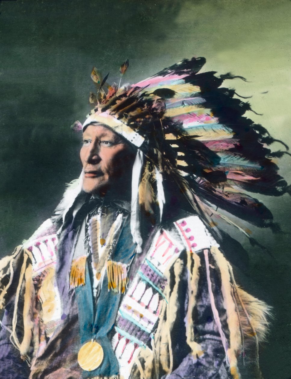 Estados Unidos da América, Retrato de um chefe nativo americano, data da imagem: cerca de 1910. Arquivo Carl Simon de Carl Simon