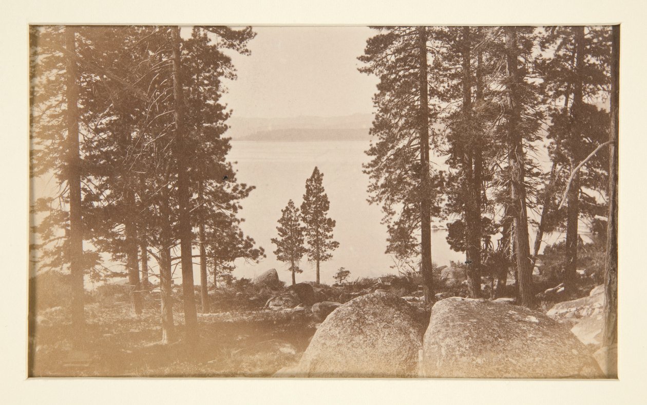 Quatro Cenas Ferroviárias e Quatro Vistas do Lago Tahoe: O Lago Tahoe de Warm Springs de Carleton E. Watkins