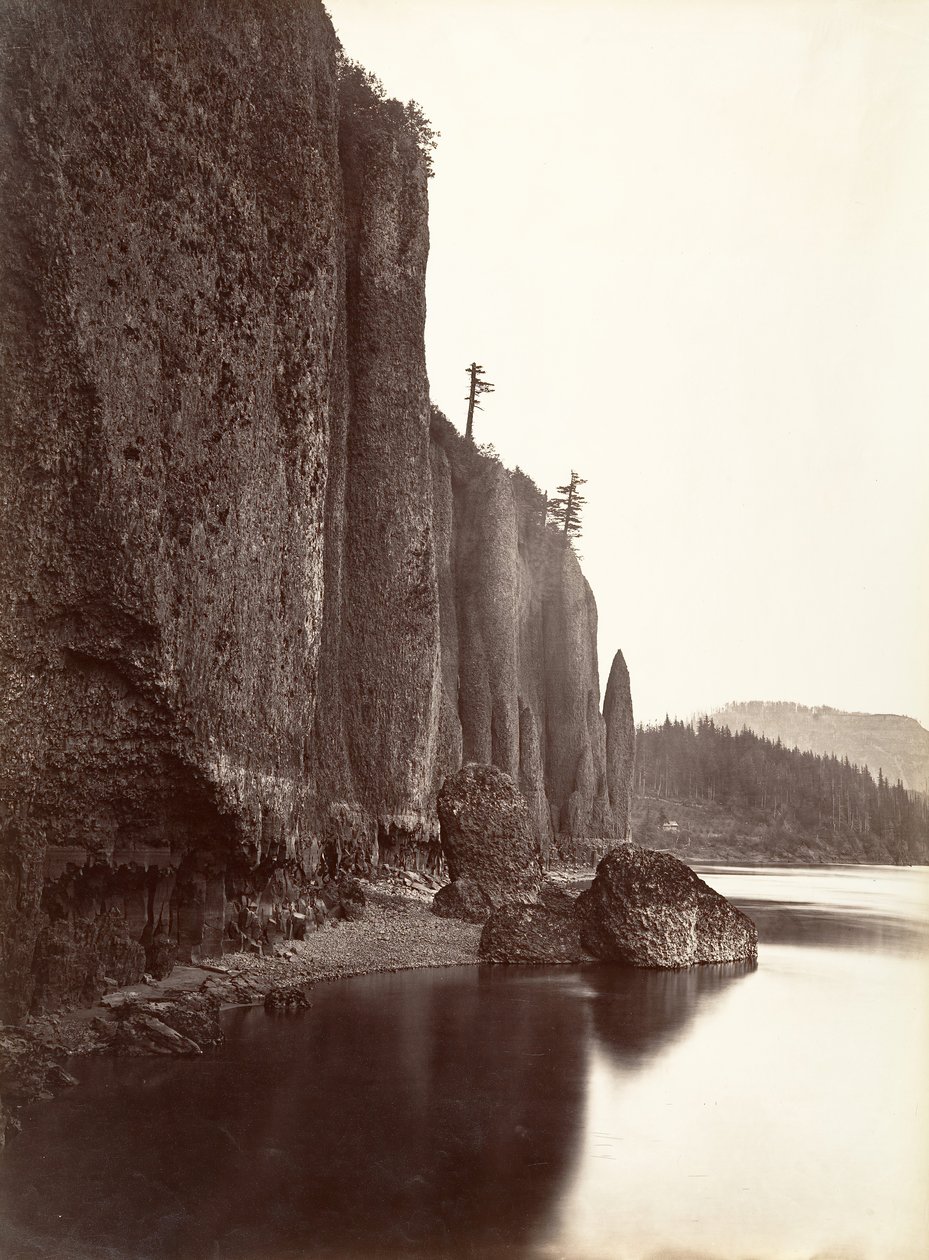 Cabo Horn, Rio Columbia, Oregon, 1867. de Carleton Emmons Watkins