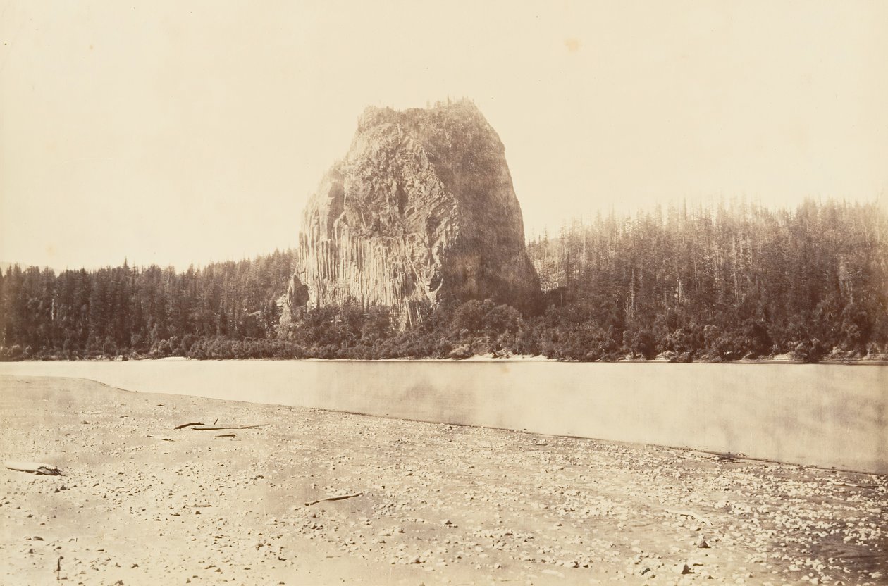 Castle Rock, Oregon, 1867, impresso ca. 1876. de Carleton Emmons Watkins