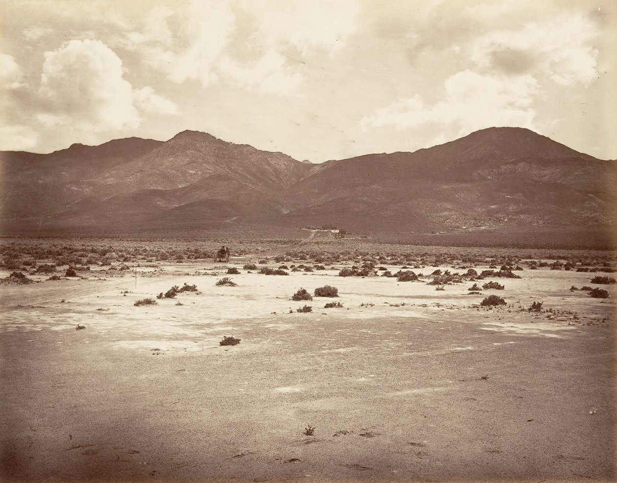 Road View to Sutro Tunnel, 1875, impresso ca. 1876. de Carleton Emmons Watkins