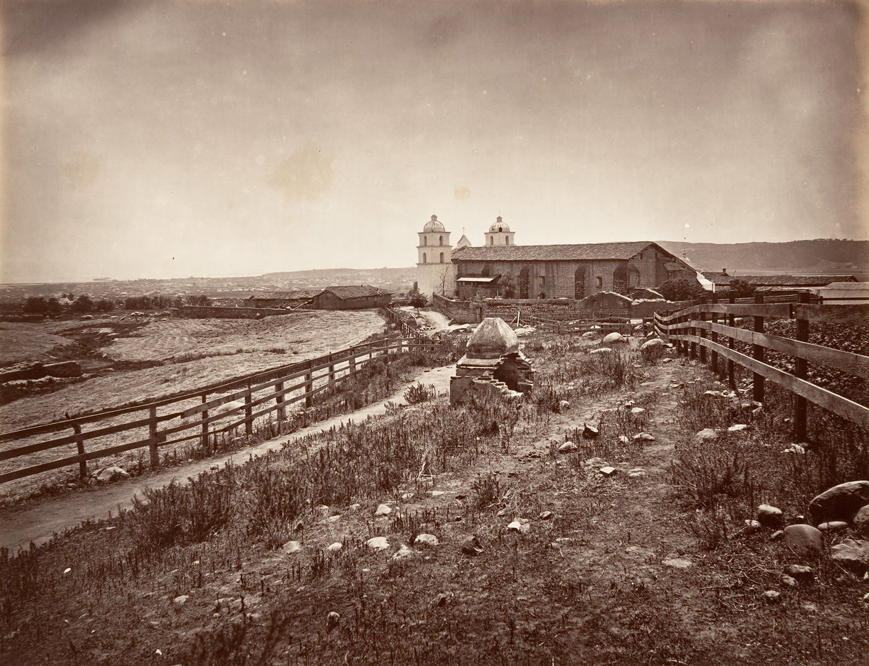 Santa Barbara and Mission Church, 1876, impresso ca. 1876. de Carleton Emmons Watkins