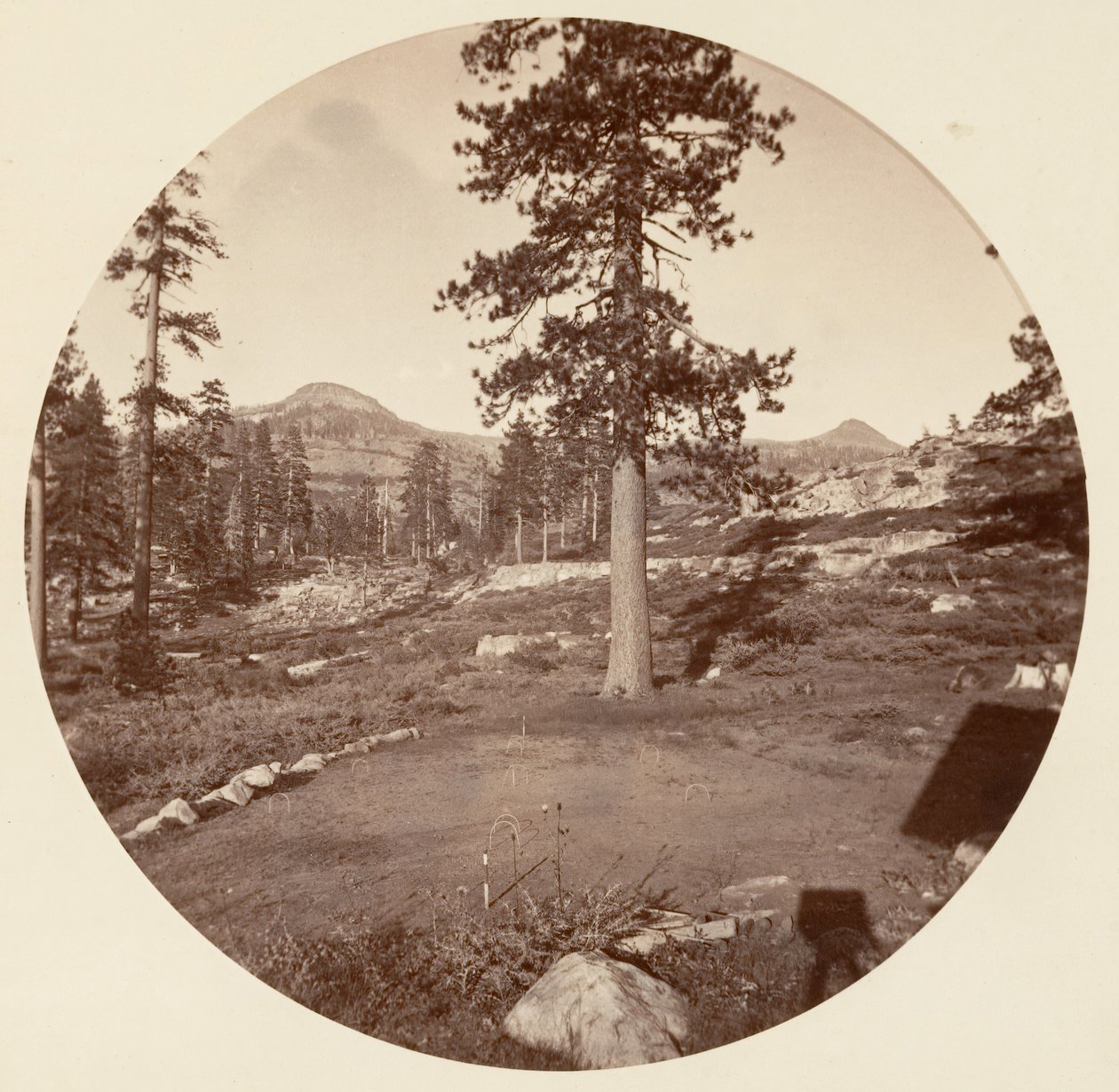 [Parque Nacional de Yosemite, Califórnia], c. 1878. de Carleton Emmons Watkins