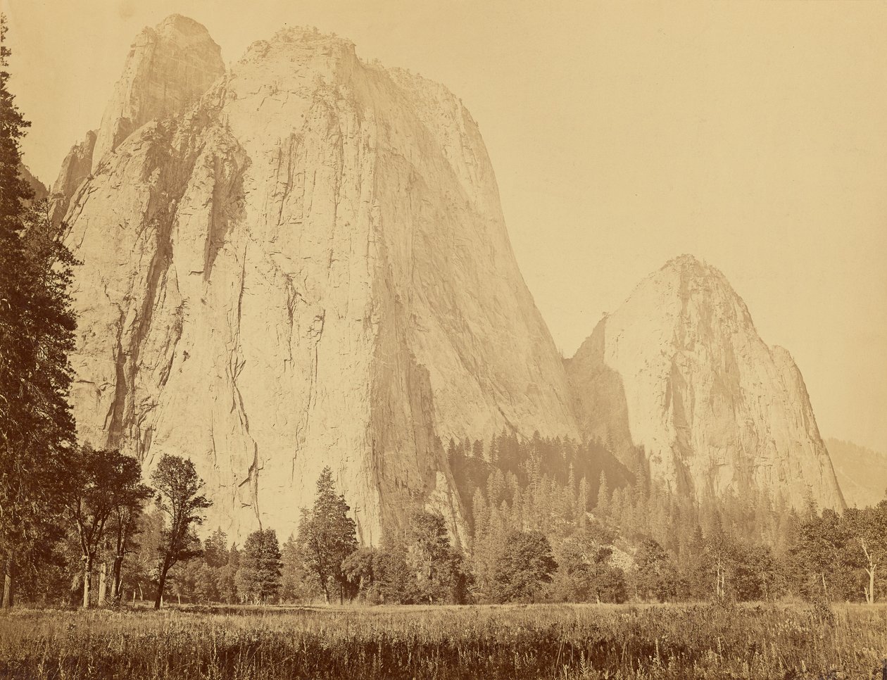 [Cathedral Rocks, 2600 pés de altura] de Carleton Watkins