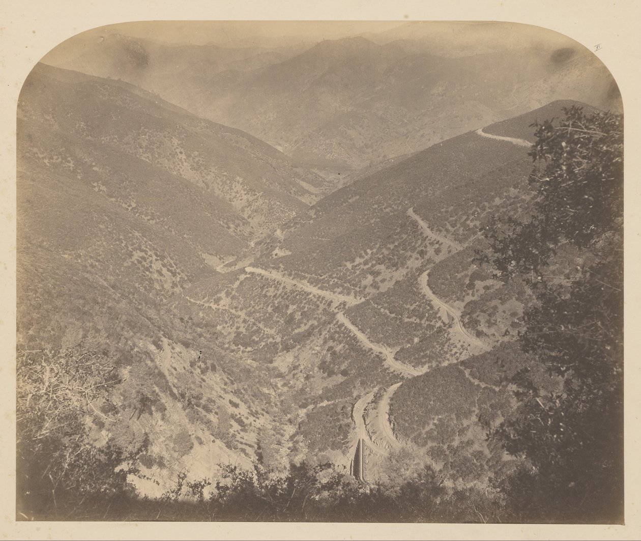 Hell&39;s Hollow de Carleton Watkins