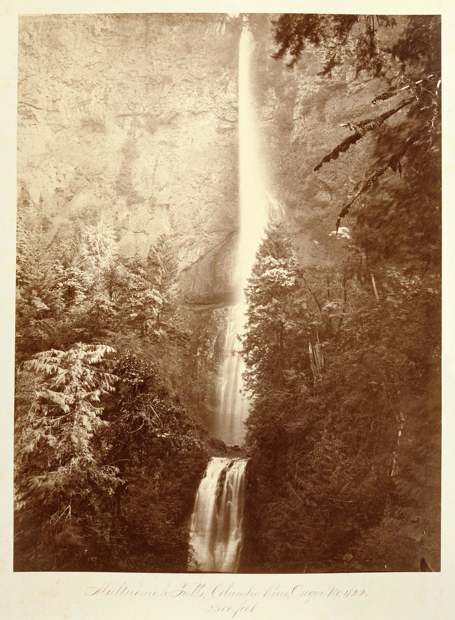Cascatas de Multnomah, rio Columbia, Oregon, 2500 pés. de Carleton Watkins