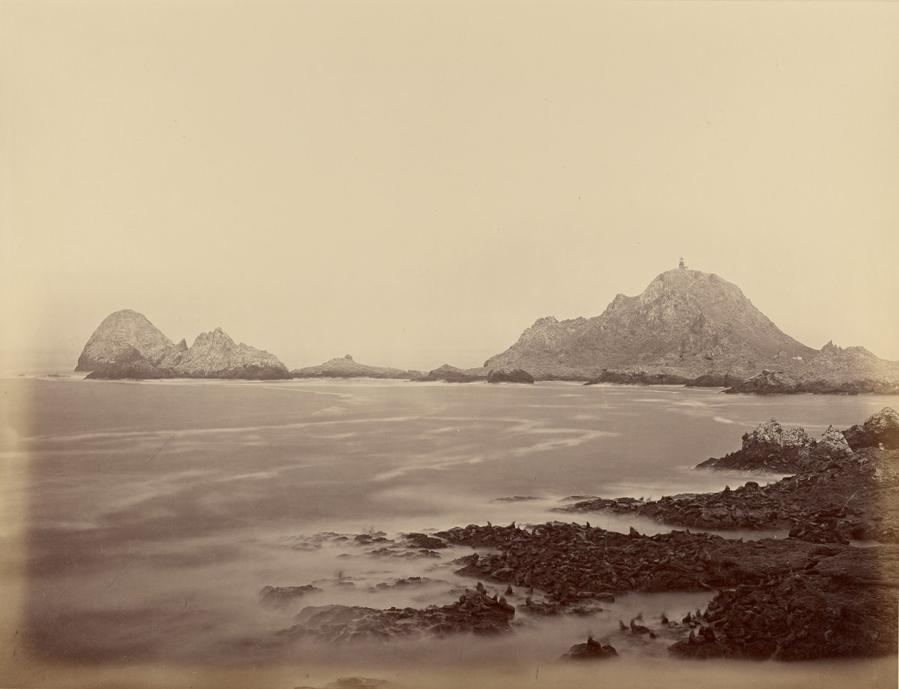 Seal Point a partir da extremidade oeste das Farallones de Carleton Watkins